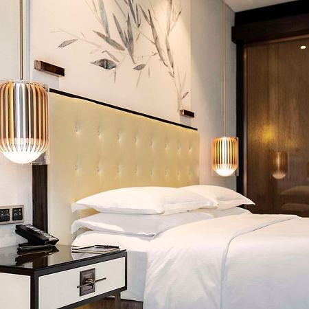 Hilton Shenzhen Futian, Metro Station At Hotel Front Door, Close To Futian Convention & Exhibition Center Bagian luar foto