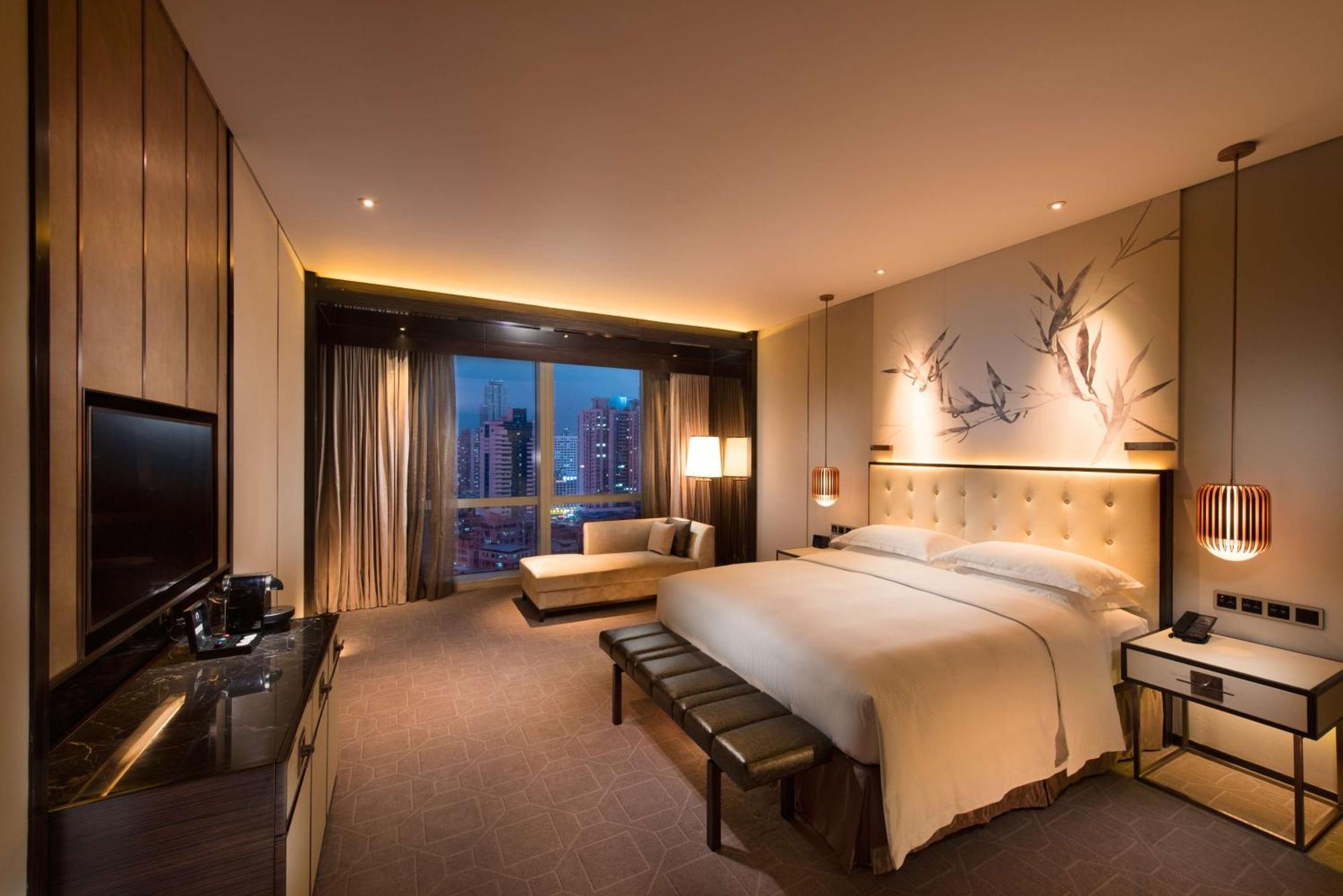 Hilton Shenzhen Futian, Metro Station At Hotel Front Door, Close To Futian Convention & Exhibition Center Bagian luar foto