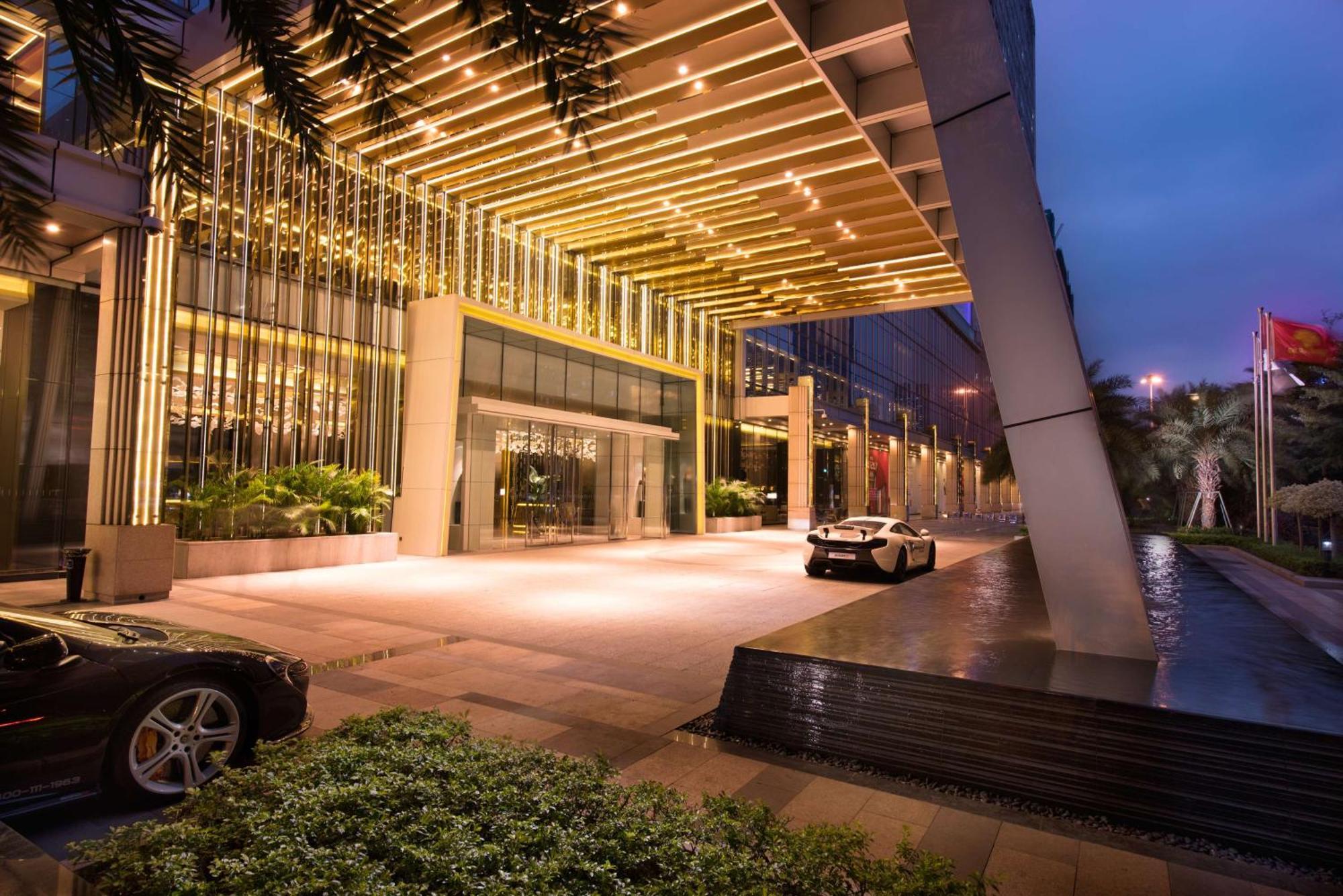 Hilton Shenzhen Futian, Metro Station At Hotel Front Door, Close To Futian Convention & Exhibition Center Bagian luar foto